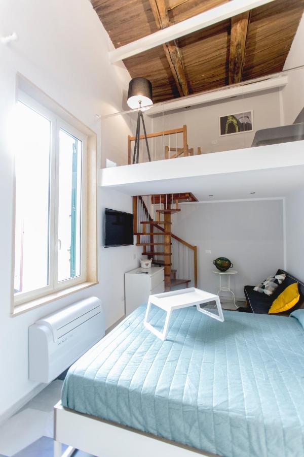 Bed and Breakfast Anticaglia/24 Neapel Exterior foto