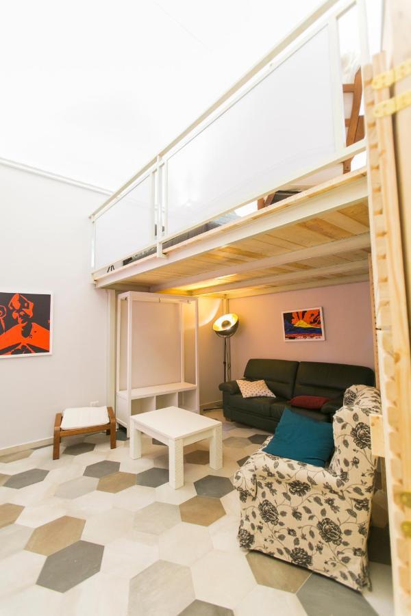 Bed and Breakfast Anticaglia/24 Neapel Exterior foto