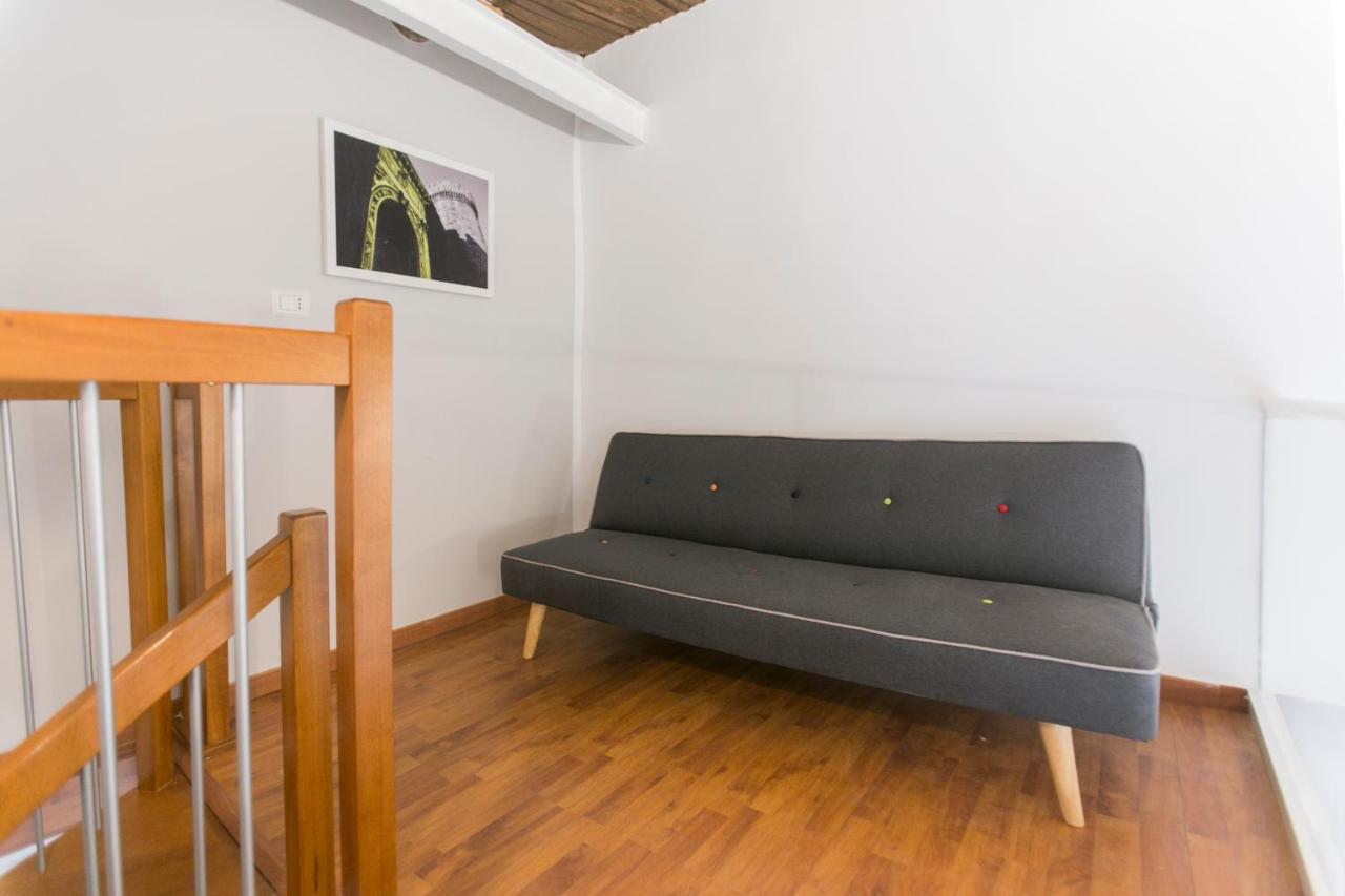 Bed and Breakfast Anticaglia/24 Neapel Exterior foto
